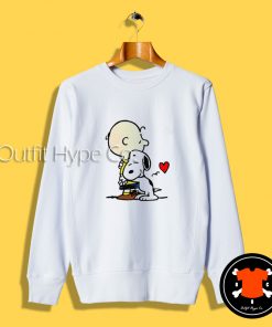 Snoopy Hug Charlie Brown Sweatshirte Brown2