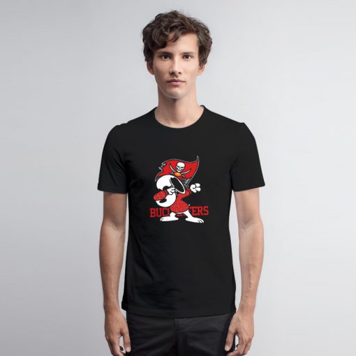 Tampa Bay Buccaneers Snoopy T Shirt