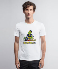 West Virginia Mountaineers Grinch And Max Dog funny T Shirt