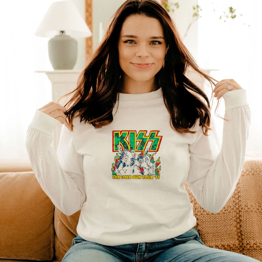Kiss 'St Paddy's Cropped Ringer Long Sleeve