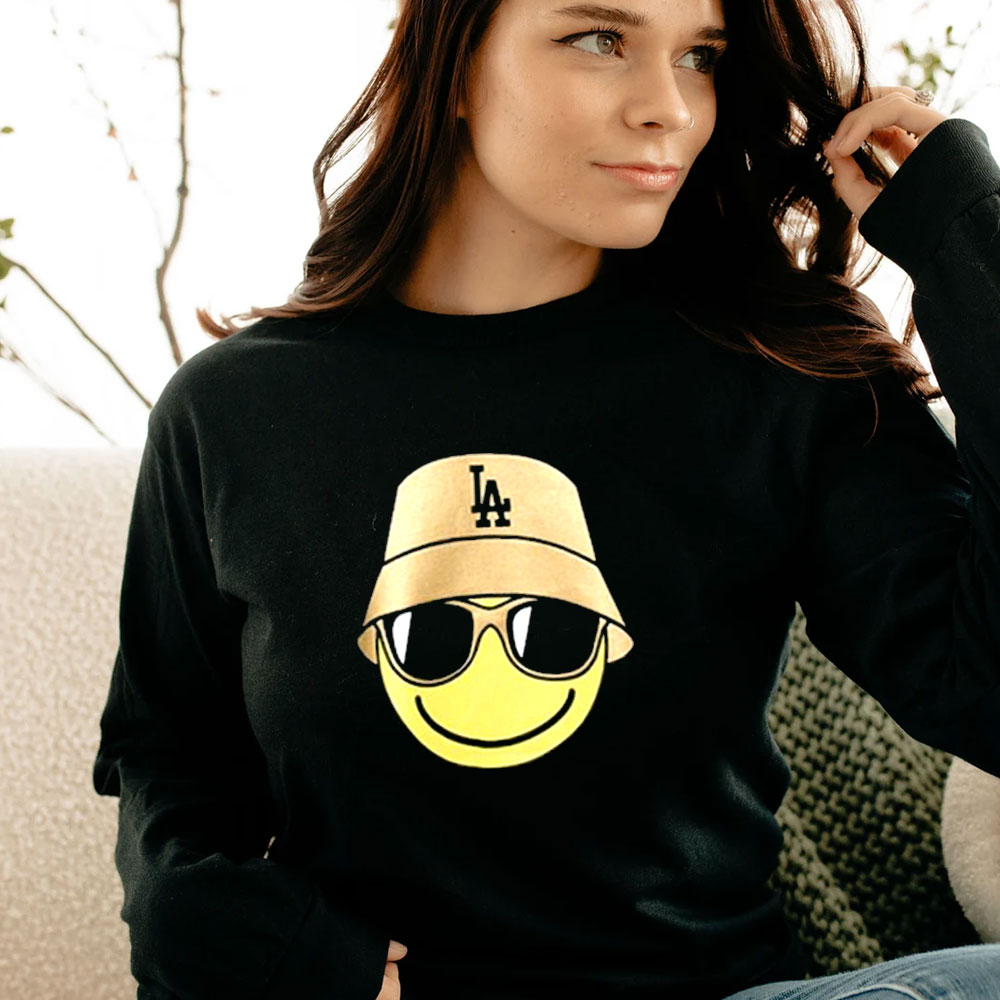 Smile Face Graphic Overfit Long Sleeve Smile Face Graphic Overfit Long Sleeve
